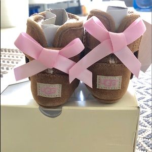 UGG Pink Bow boots size 0/1